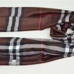 burberry-classic-super-striped-short-scarves-shawls-size-200-x-70-25